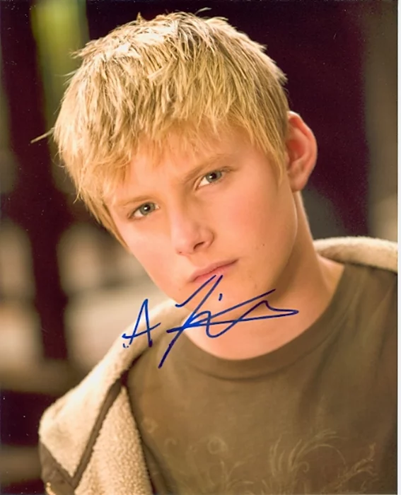Alexander Ludwig autograph