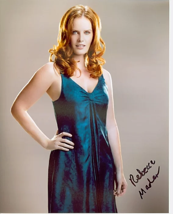 Rebecca Mader autograph