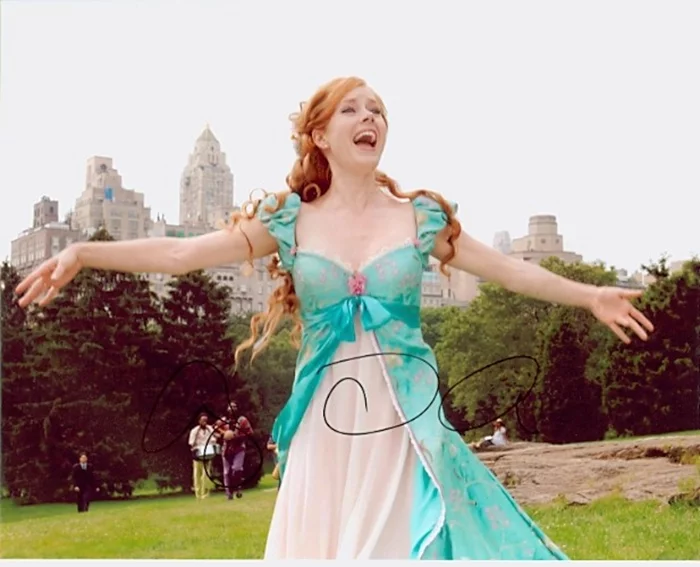 Amy Adams autograph