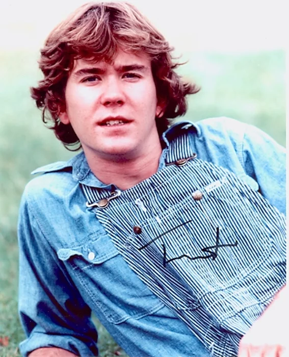 Timothy Hutton autograph