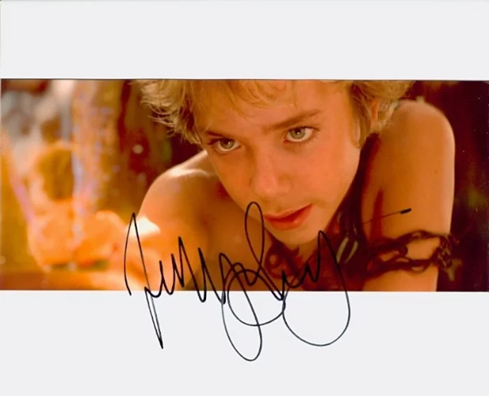 Jeremy Sumpter autograph