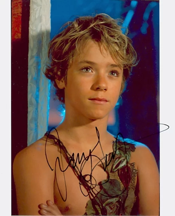 Jeremy Sumpter autograph