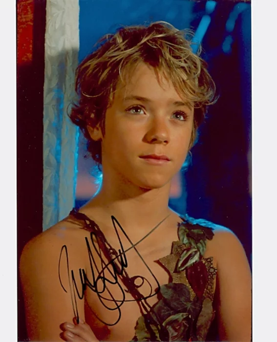 Jeremy Sumpter autograph
