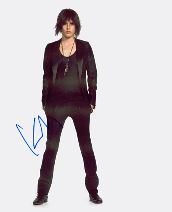 Katherine Moennig autograph