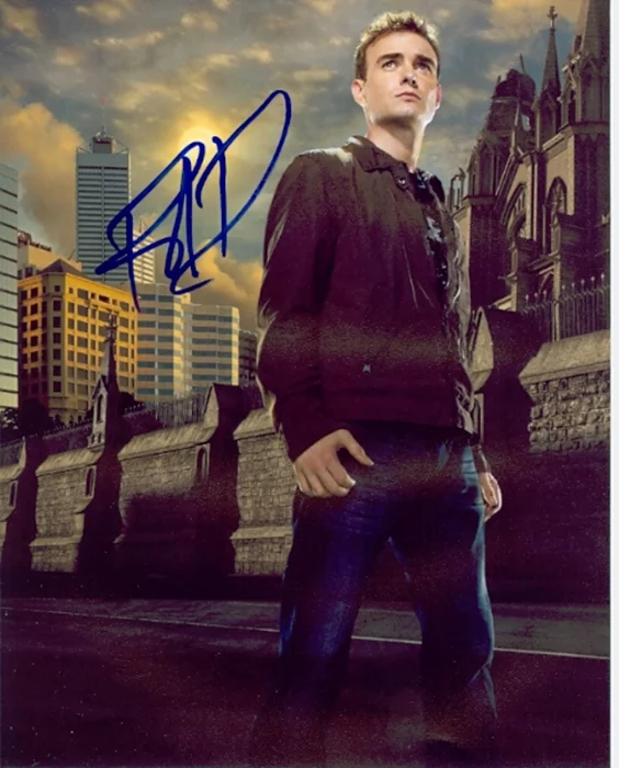 Robin Dunne autograph