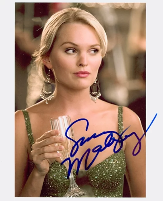 Sunny Mabrey autograph