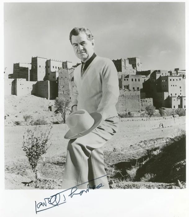 Lowell Thomas autograph