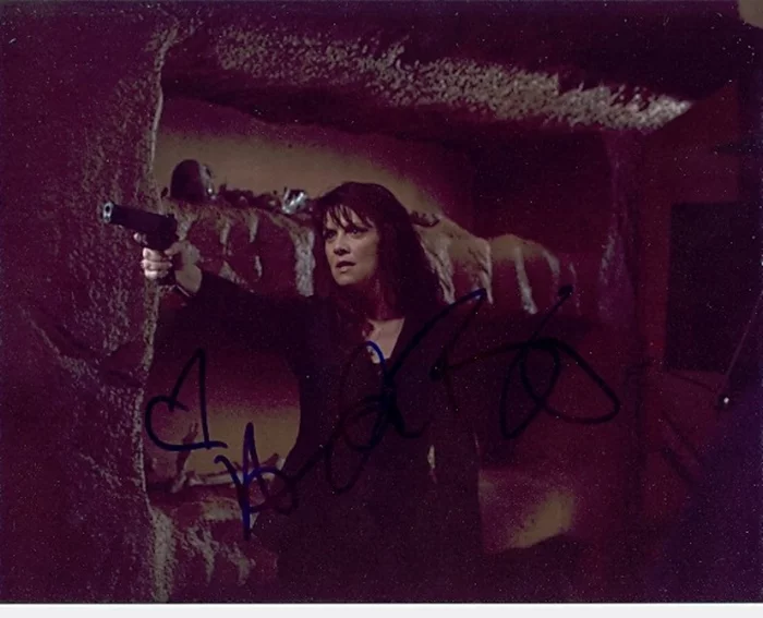Amanda Tapping autograph