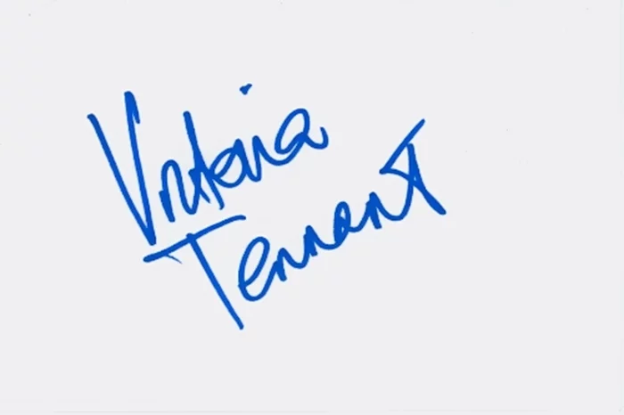 Victoria Tennant autograph