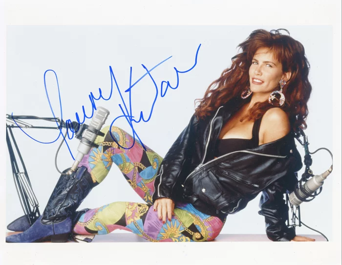 Tawny Kitaen autograph