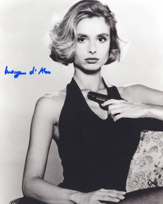 Maryam D'Abo autograph