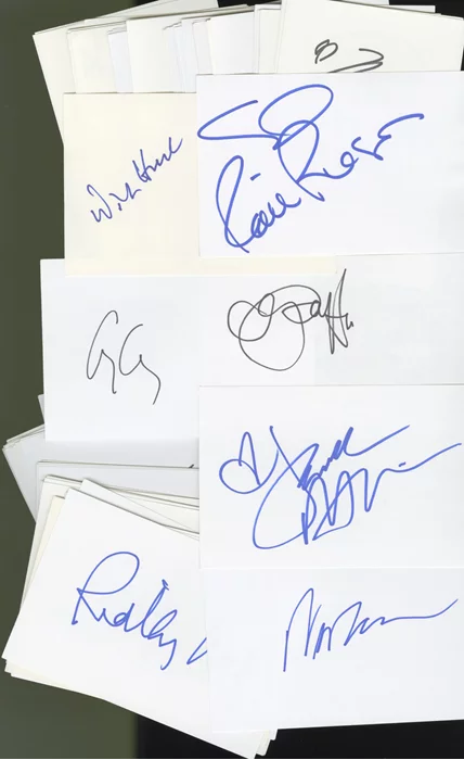Signature Lot autograph