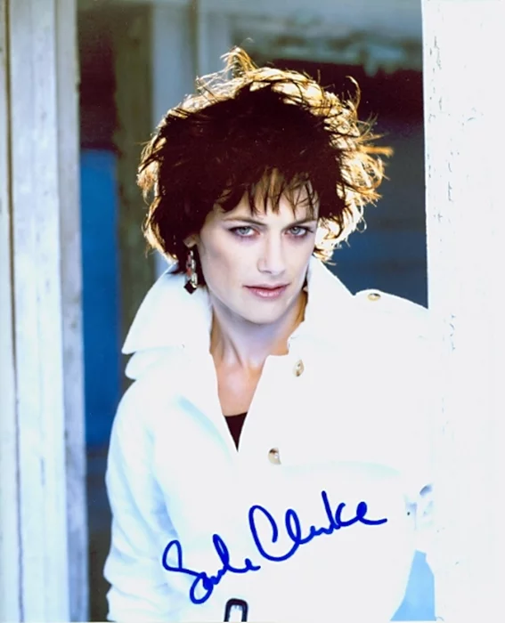 Sarah Clarke autograph