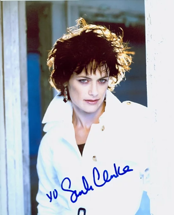 Sarah Clarke autograph