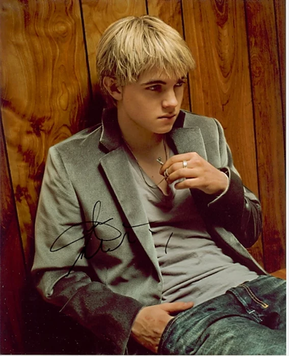 Jesse McCartney autograph
