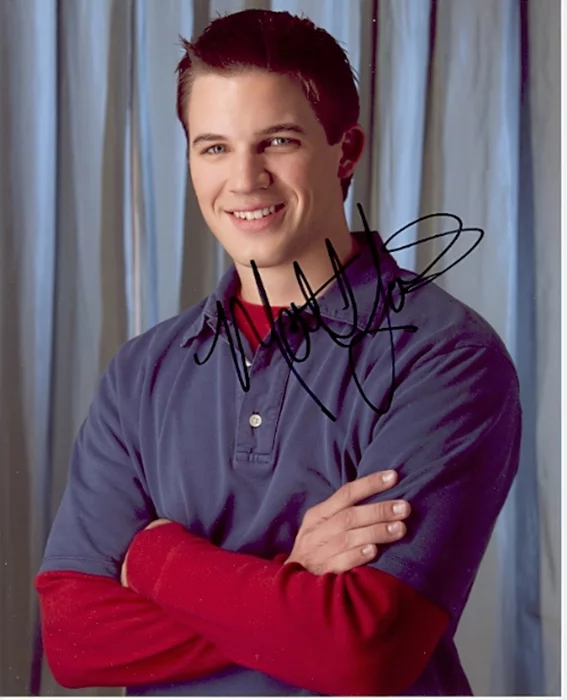 Matt Lanter autograph