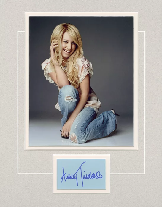 Ashley Tisdale autograph