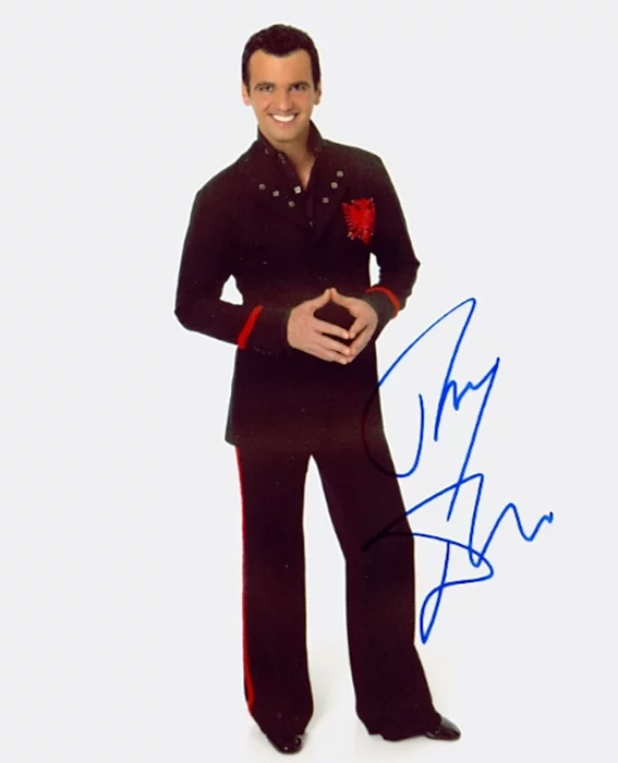 Tony Dovolani autograph