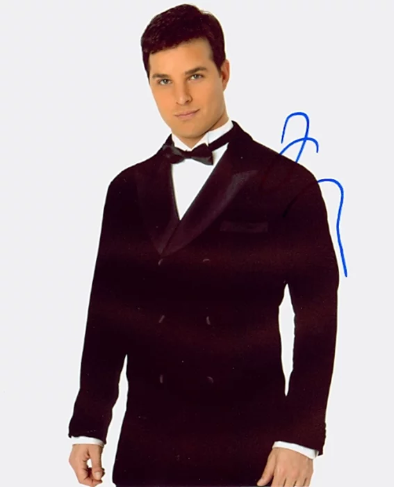 Jonathan Roberts autograph
