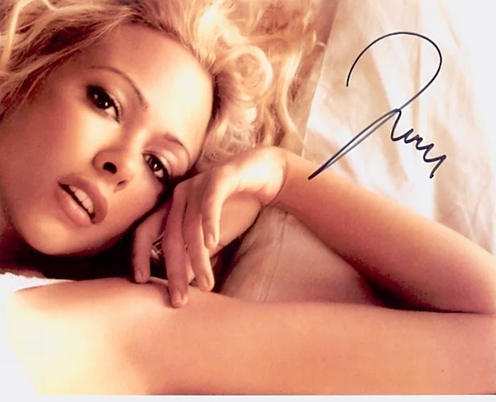 Jennifer Sky autograph