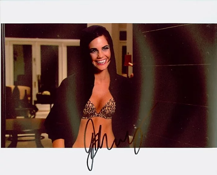 Jillian Murray autograph