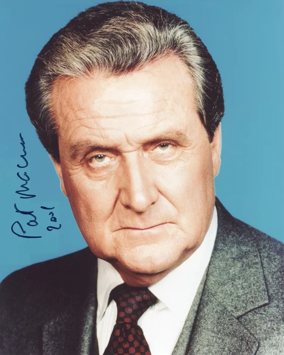 Patrick MacNee autograph