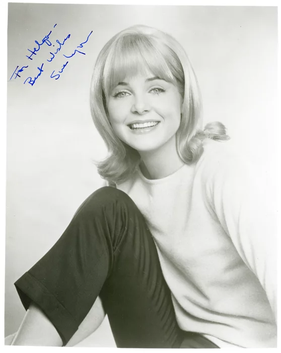 Sue Lyon autograph