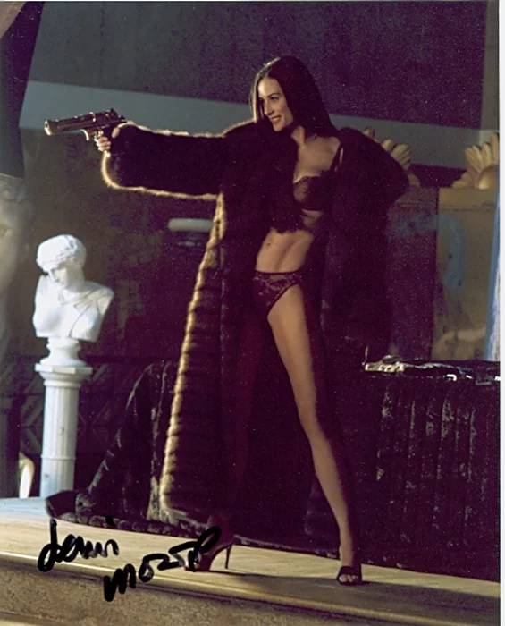 Demi Moore autograph