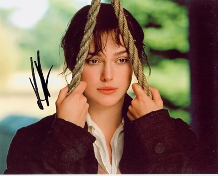 Keira Knightley autograph