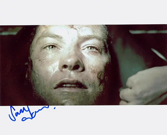 Sam Worthington autograph