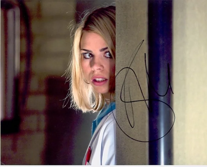 Billie Piper autograph