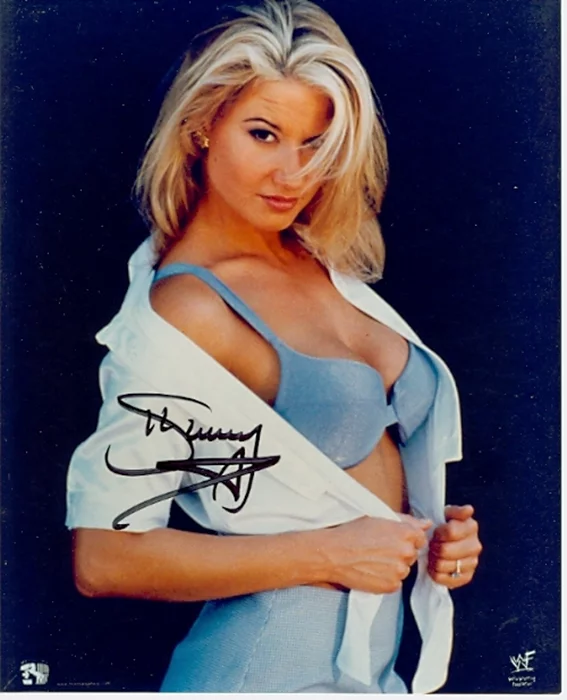 Sunny autograph
