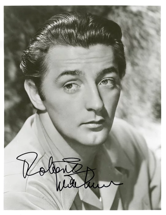 Robert Mitchum autograph