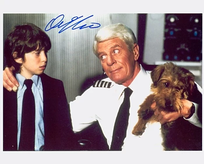 Oliver Robins autograph