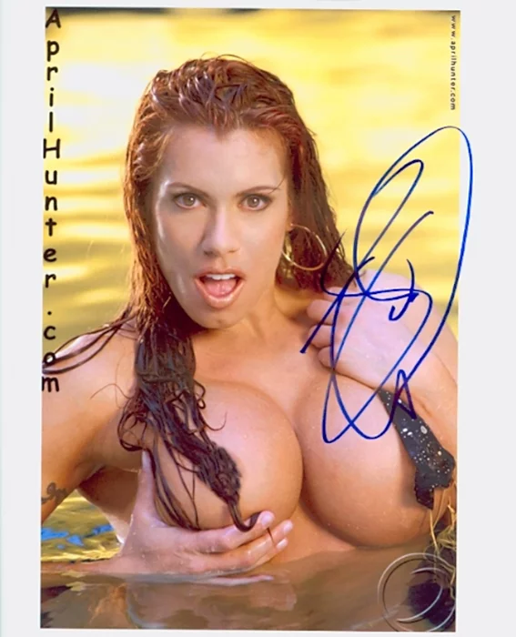 April Hunter autograph