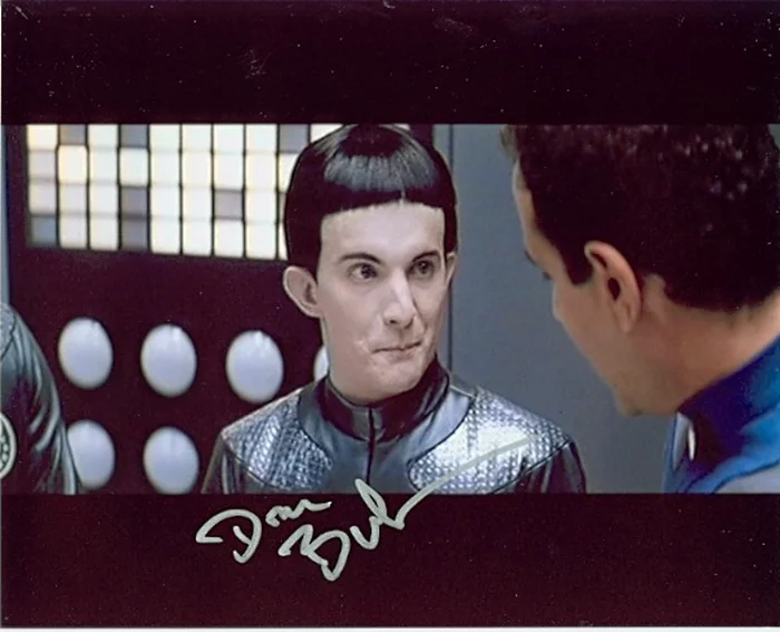 Dian Bachar autograph