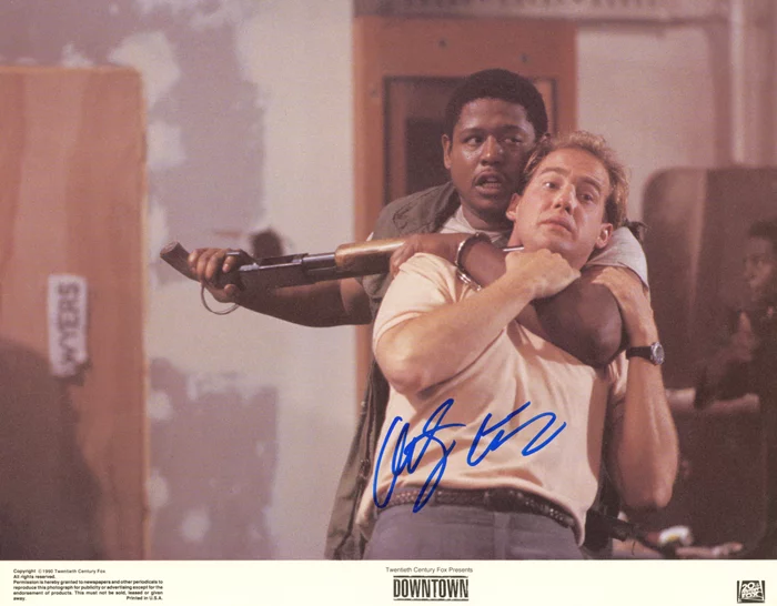 Anthony Edwards autograph
