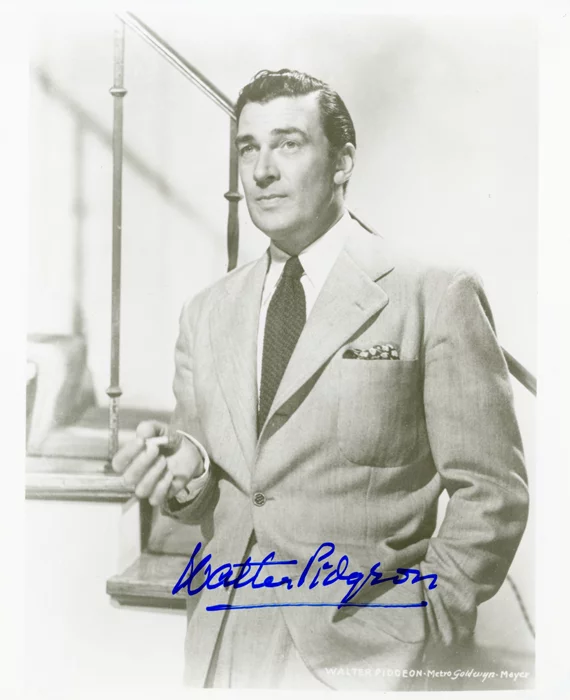 Walter Pidgeon autograph