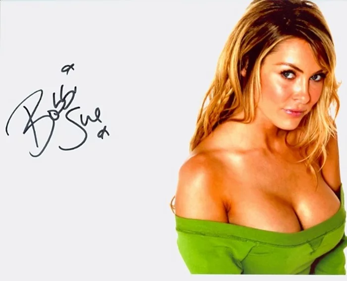 Bobbi Sue Luther autograph