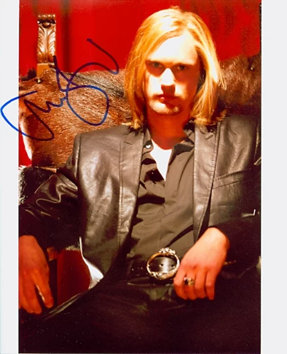 Alexander Skarsgard autograph