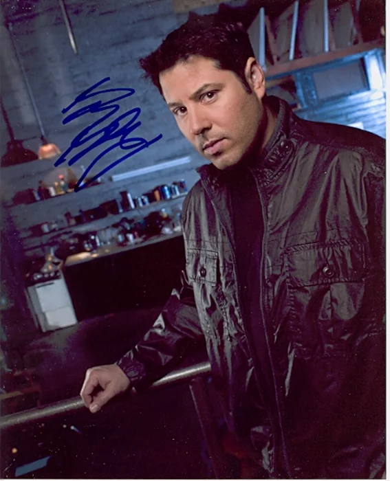 Greg Grunberg autograph
