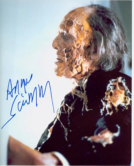 Angus Scrimm autograph
