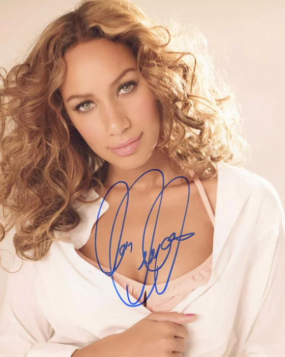 Leona Lewis autograph