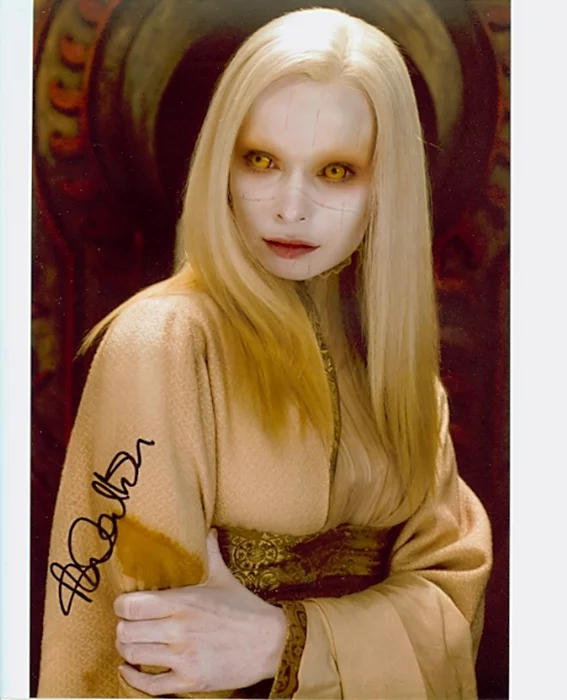 Anna Walton autograph