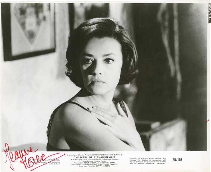 Jeanne Moreau autograph
