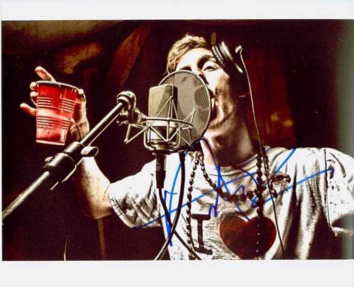 Asher Roth autograph