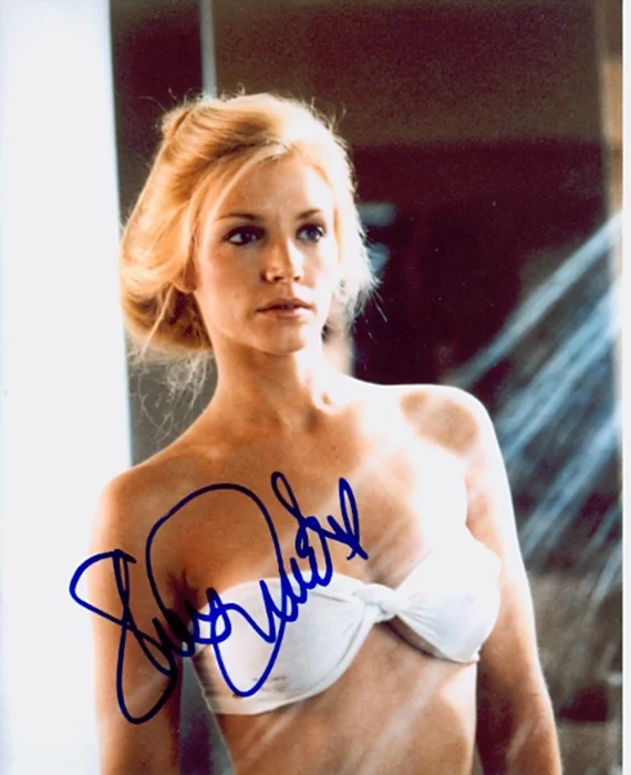 Shannon Tweed autograph
