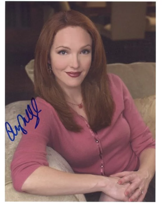 Amy Yasbeck autograph