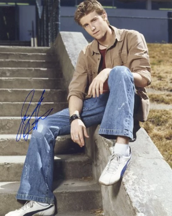 Jon Foster autograph