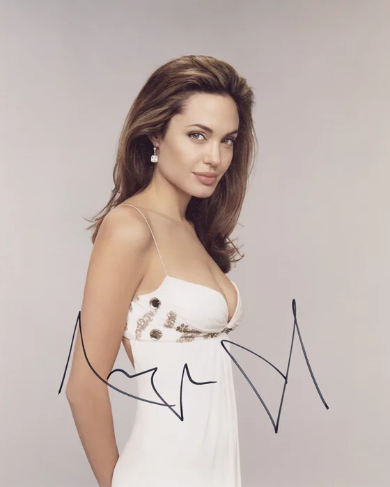 Angelina Jolie autograph